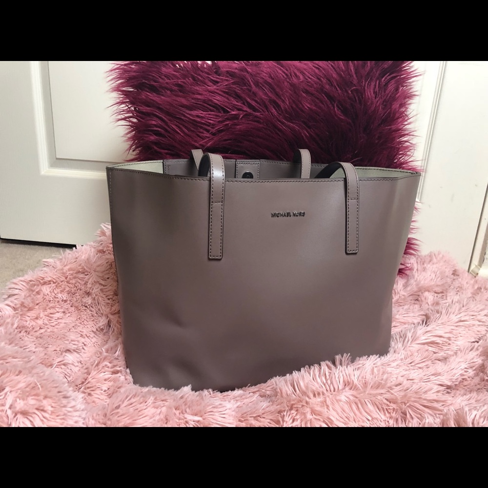 Michael Kors Emry tote- Cinder colored